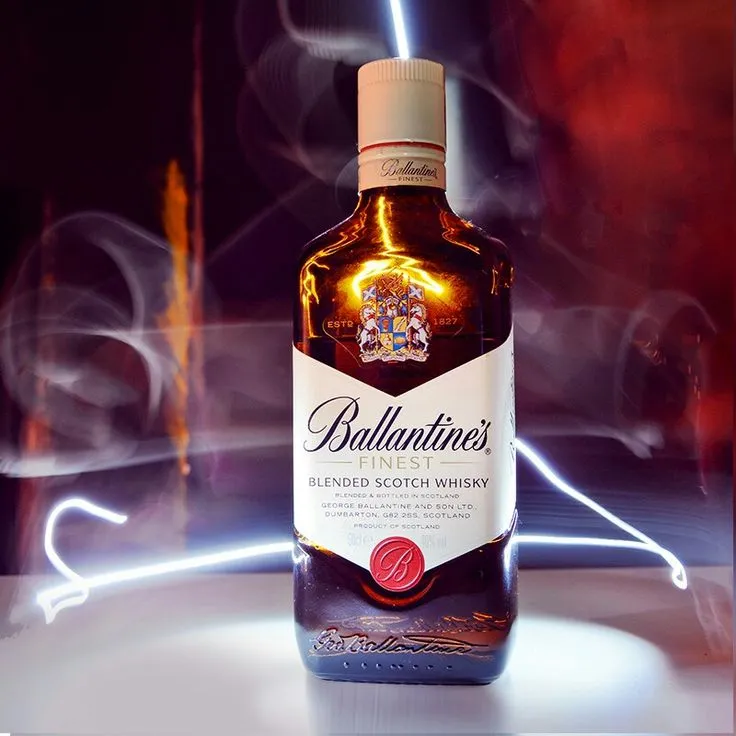Light painting Ballantines.webp